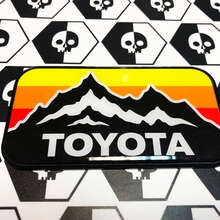 Nieuwe Toyota Mountains Vintage kleuren badge embleem koepelvormige sticker sticker met slagvast polystyreen
 3